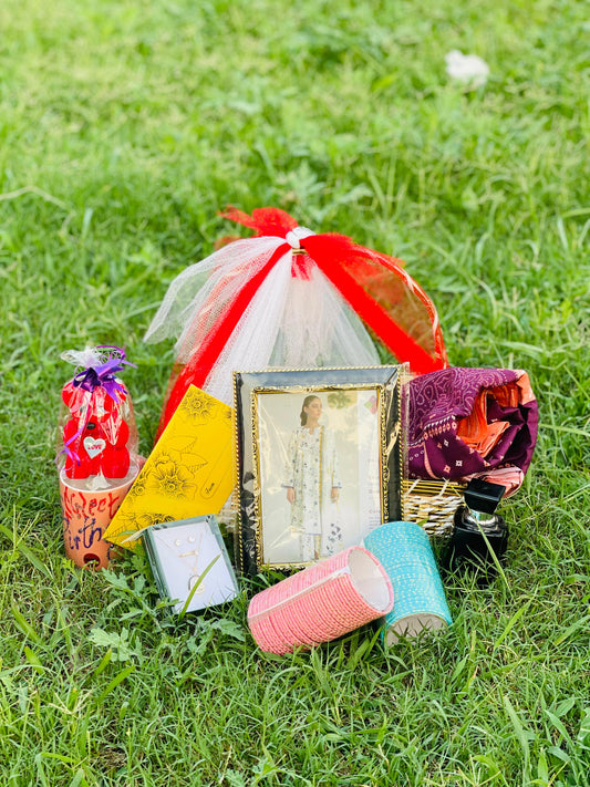 Girls' Gift Basket – Sweet Surprises in Every Detail